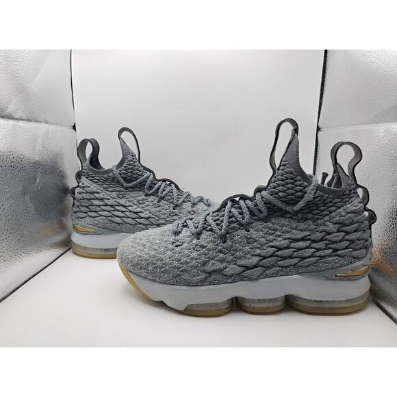 Size 6.5Y | 8W - Nike LeBron 15 City Series (GS) - 922811-005 - Picture 1 of 9